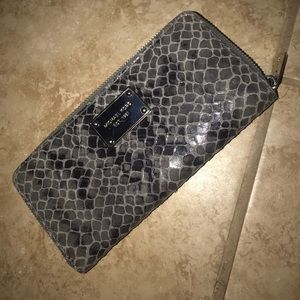 COPY - Michael Kors wallet